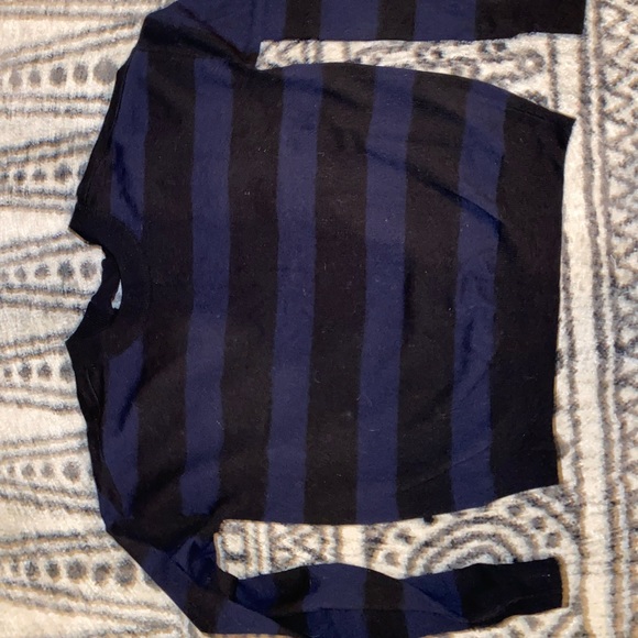 Kendall + Kylie Sweater - Picture 2 of 5